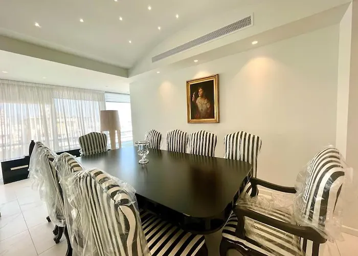 Penthouse Luxury アパート *